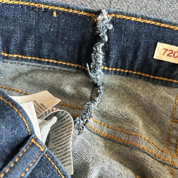 Levi Jeans 720 Size 26”x30” - Picture 6 of 11